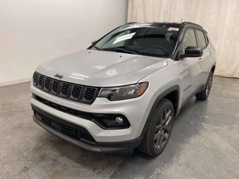 New 2026 Jeep Compass Limited image 3