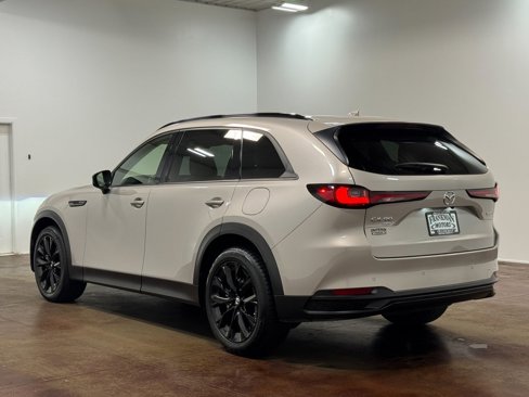 Used 2025 MAZDA CX-90 3.3 Turbo w/ Premium Sport Pkg image 5