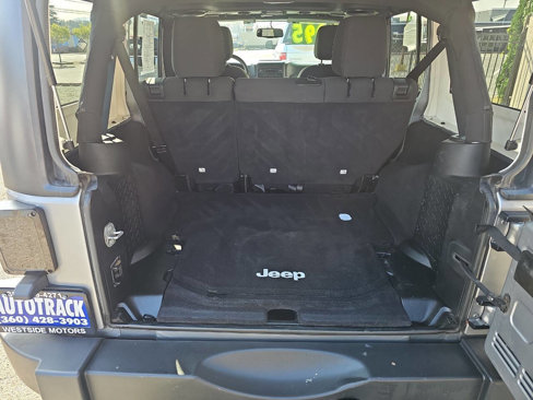 Used 2014 Jeep Wrangler Unlimited Sport w/ Quick Order Package 24S image 9