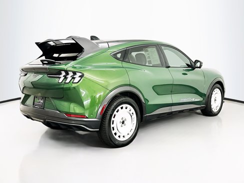 Used 2024 Ford Mustang Mach-E GT image 9