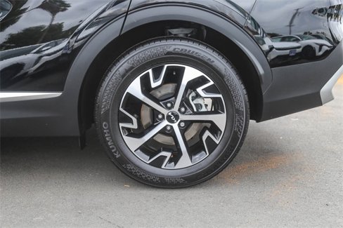Certified 2024 Kia Sportage EX image 12