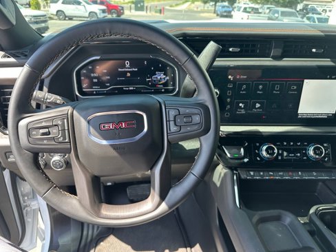 Used 2025 GMC Sierra 3500 AT4 w/ AT4 Premium Plus Package image 7