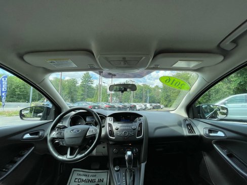 Used 2016 Ford Focus SE w/ Equipment Group 201A image 21