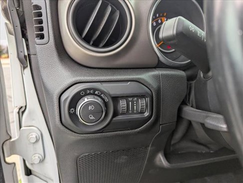 Used 2020 Jeep Gladiator Sport w/ Quick Order Package 23S image 15