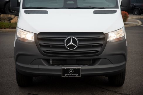 Used 2025 Mercedes-Benz Sprinter 2500 image 12