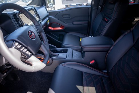 New 2026 Nissan Frontier Pro-X image 7