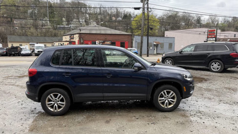 Used 2013 Volkswagen Tiguan S image 8