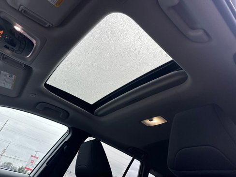 Certified 2025 Toyota Corolla Cross LE image 23