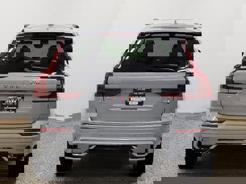 New 2026 Volvo XC60 T8 Plus w/ Protection Package Premier image 4