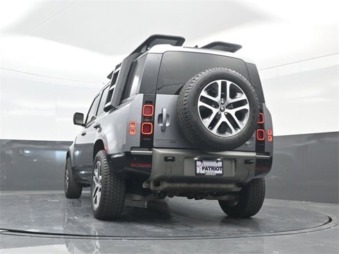 Used 2021 Land Rover Defender 110 X-Dynamic HSE image 51