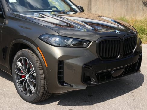 New 2026 BMW X5 xDrive40i w/ M Sport Package image 3