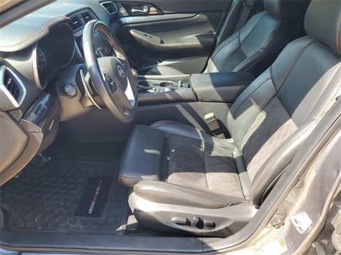 Used 2023 Nissan Maxima SR w/ Sport Mat Group image 5