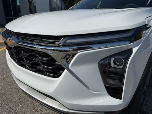 New 2025 Chevrolet Trax LT w/ LT Convenience Package image 29