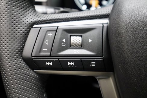 New 2025 Mitsubishi Outlander SEL image 17