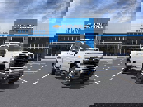 New 2026 Chevrolet Silverado 3500 LT image 2