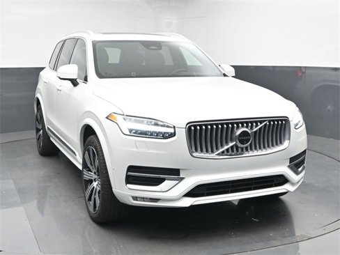Used 2024 Volvo XC90 B6 Plus w/ Protection Package Premier image 2