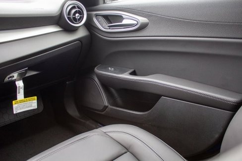 New 2025 Alfa Romeo Giulia AWD w/ Driving Assist Package image 20