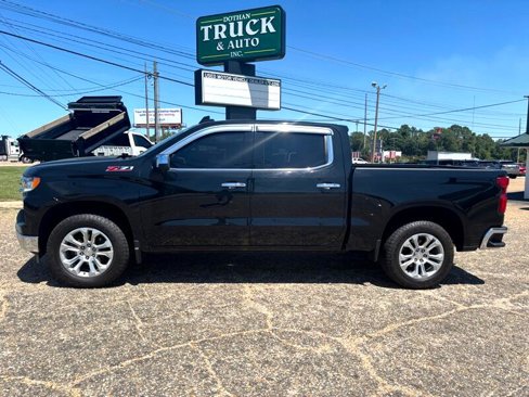 Used 2022 Chevrolet Silverado 1500 LTZ image 2