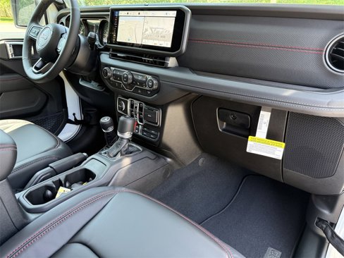 New 2025 Jeep Gladiator Rubicon w/ Convenience Group image 23