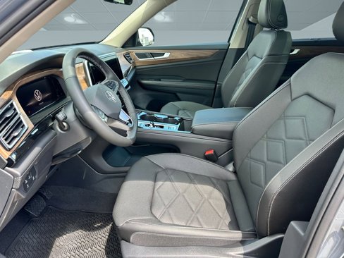 New 2026 Volkswagen Atlas SE image 4