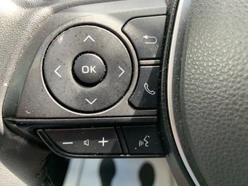 Used 2023 Toyota Corolla SE image 31