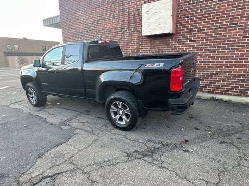 Used 2017 Chevrolet Colorado Z71 image 6