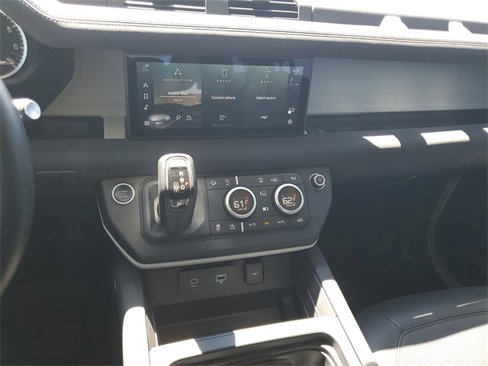 Used 2023 Land Rover Defender 110 S image 20