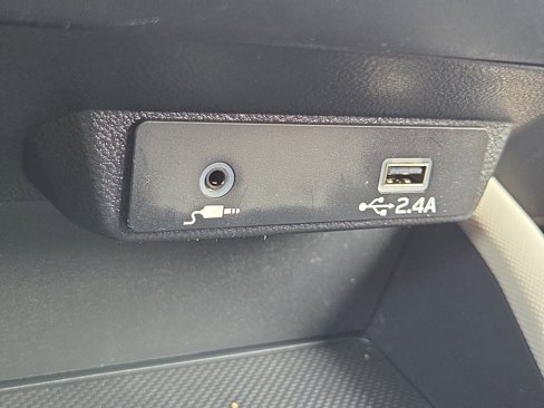 Certified 2025 Subaru Forester image 21