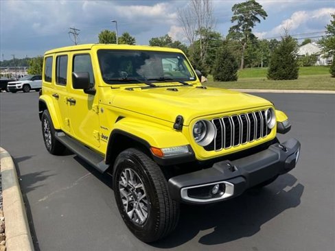 Used 2024 Jeep Wrangler Sahara w/ Technology Group image 40