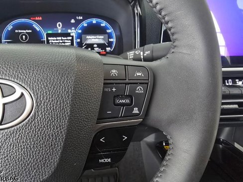 Used 2025 Toyota Camry XSE image 26