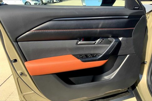 New 2025 MAZDA CX-50 Meridian Edition w/ Apex Package image 10