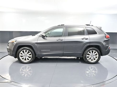 Used 2017 Jeep Cherokee Limited w/ Trailer Tow Group image 9