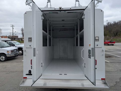 New 2026 Ford E-350 and Econoline 350 Super Duty w/ Power Equipment Group image 11