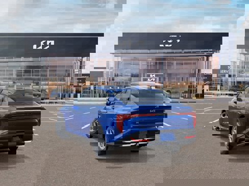 New 2025 Kia K4 LXS image 4