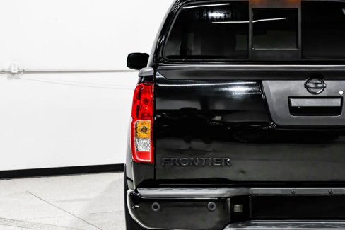 Used 2021 Nissan Frontier SV w/ Midnight Edition Floor Mats image 57