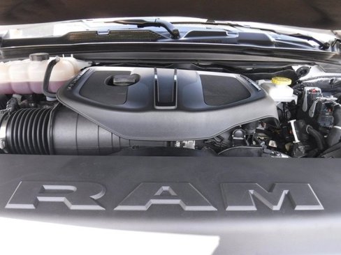 Certified 2025 RAM 1500 Laramie image 13