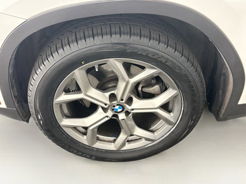 Used 2024 BMW X4 xDrive30i image 11