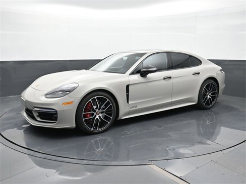 Certified 2021 Porsche Panamera GTS image 1