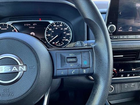 Certified 2022 Nissan Rogue SV image 23
