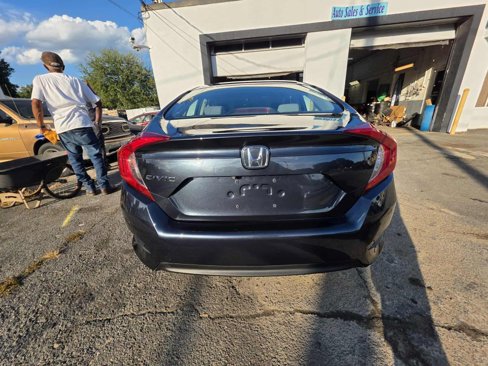 Used 2016 Honda Civic EX image 4