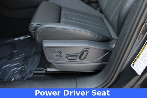 New 2025 Audi Q5 Prestige image 4
