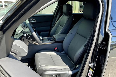 New 2026 Land Rover Range Rover Velar Dynamic SE image 9