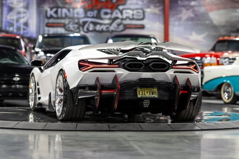 Used 2024 Lamborghini Revuelto image 26