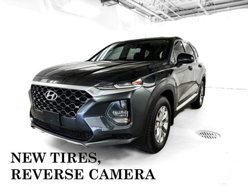 Used 2020 Hyundai Santa Fe SE image 1