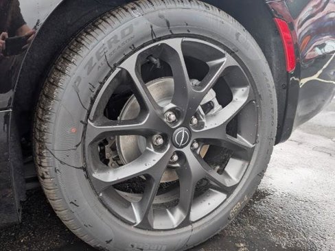 New 2026 Chrysler Pacifica Limited image 12