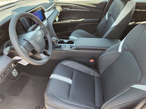 New 2026 Toyota Camry SE image 9
