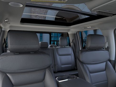 New 2025 Ford F350 4x4 Crew Cab DRW Super Duty image 22