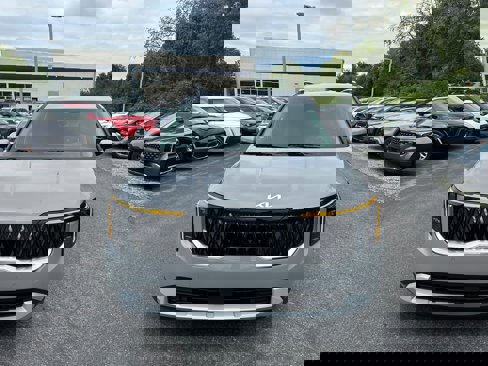 New 2026 Kia Carnival EX image 2
