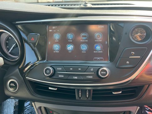 Used 2019 Buick Envision Essence image 28