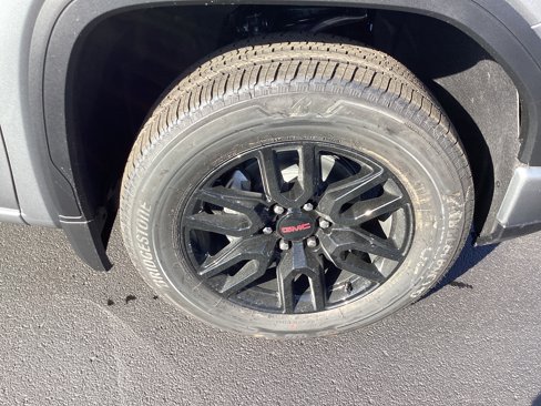 New 2026 GMC Sierra 1500 Elevation image 13